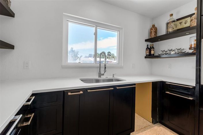 Image No.33-3 Bed Property for sale