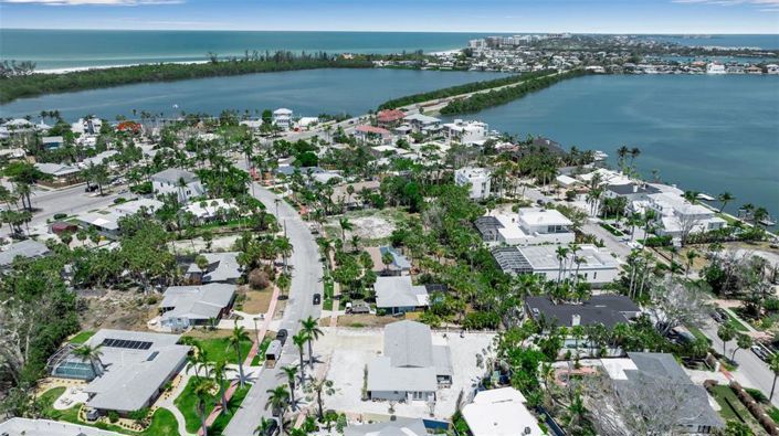 Image No.5-Propriété de 3 chambres à vendre à Sarasota