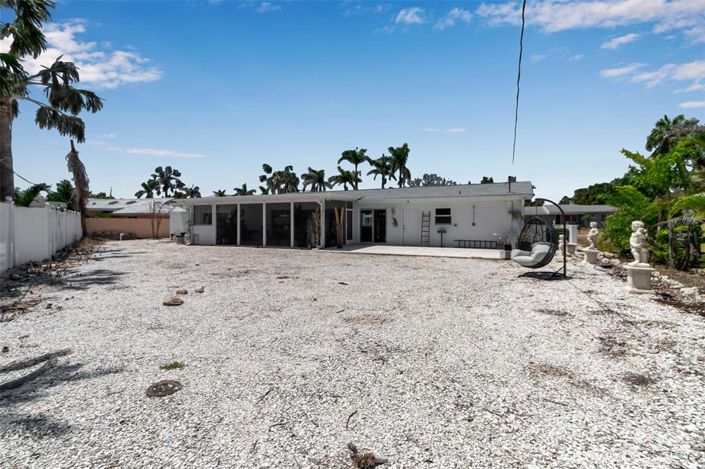 Image No.62-3 Bed Property for sale