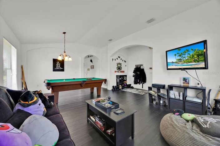 Image No.5-4 Bed Property for sale