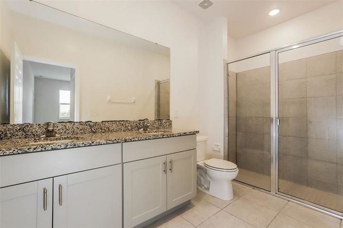 Image No.9-Propriété de 4 chambres à vendre à Haines City