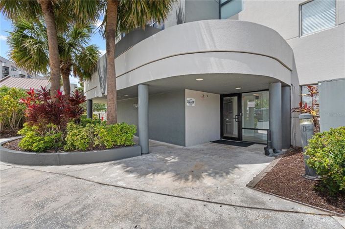 Image No.3-Propriété de 2 chambres à vendre à Orlando