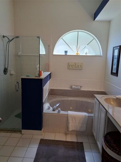 Image No.36-4 Bed Property for sale