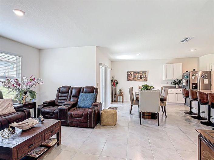 Image No.10-Propriété de 4 chambres à vendre à Haines City