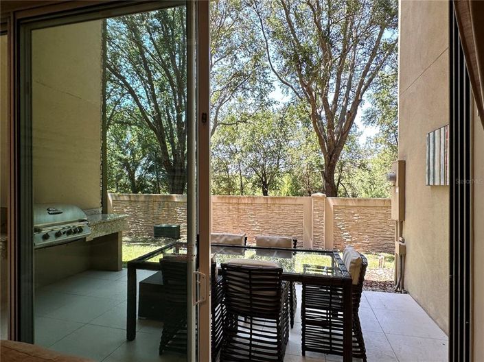 Image No.26-3 Bed Townhouse for sale