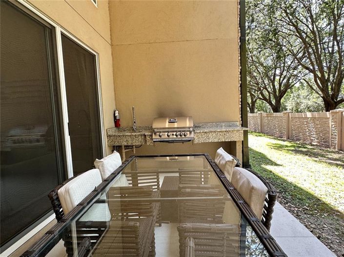 Image No.27-3 Bed Townhouse for sale