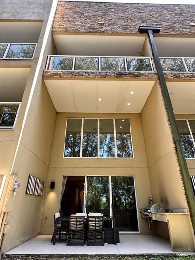 Image No.29-3 Bed Townhouse for sale