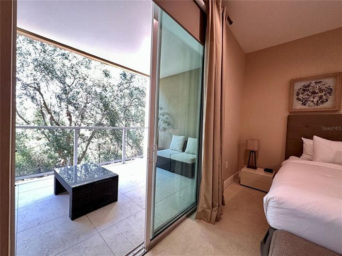 Image No.52-3 Bed Townhouse for sale