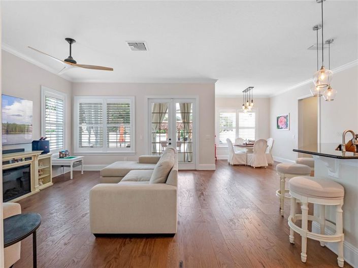 Image No.17-4 Bed Property for sale