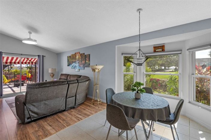 Image No.10-3 Bed Property for sale