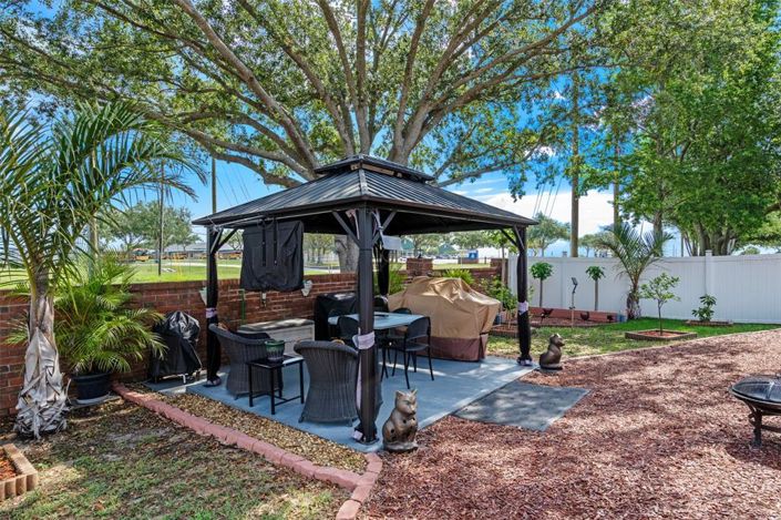 Image No.26-3 Bed Property for sale