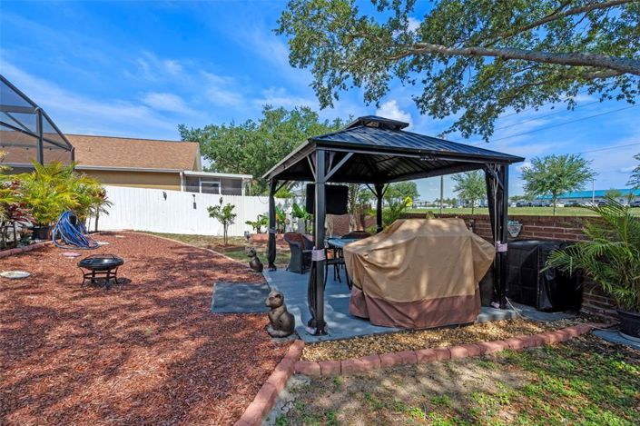 Image No.27-3 Bed Property for sale