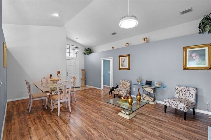 Image No.9-3 Bed Property for sale