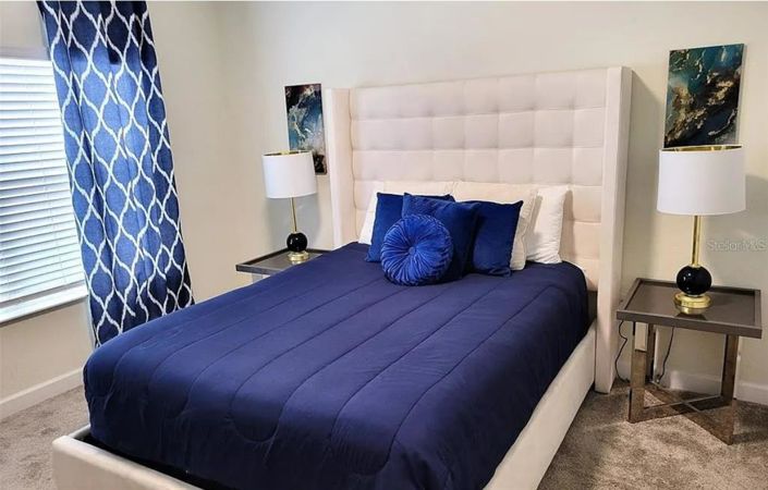 Image No.13-4 Bed Townhouse for sale