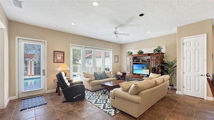 Image No.10-Propriété de 3 chambres à vendre à Reunion