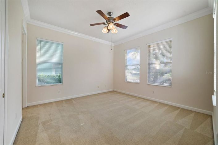 Image No.12-Propriété de 4 chambres à vendre à Reunion