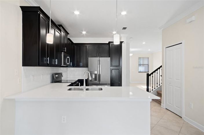 Image No.11-3 Bed Townhouse for sale