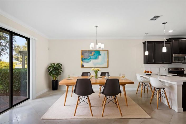 Image No.12-3 Bed Townhouse for sale