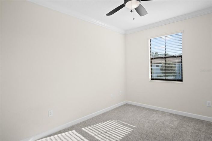 Image No.19-3 Bed Townhouse for sale