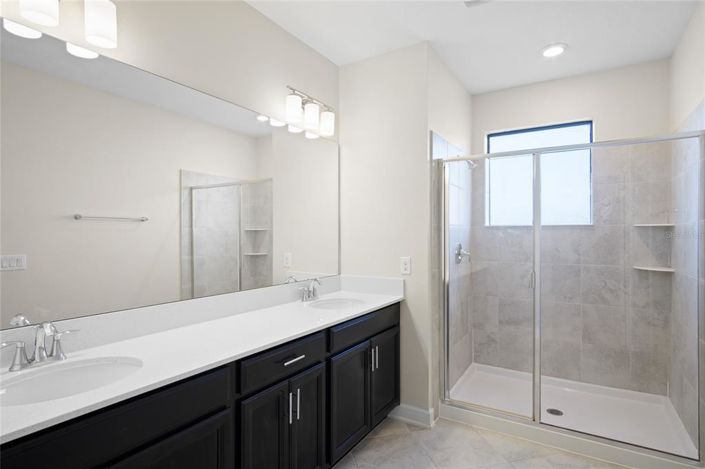 Image No.23-3 Bed Townhouse for sale