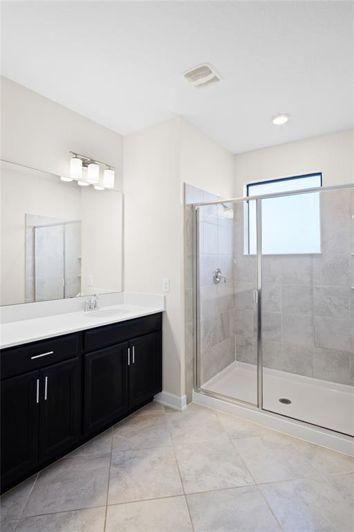 Image No.25-3 Bed Townhouse for sale