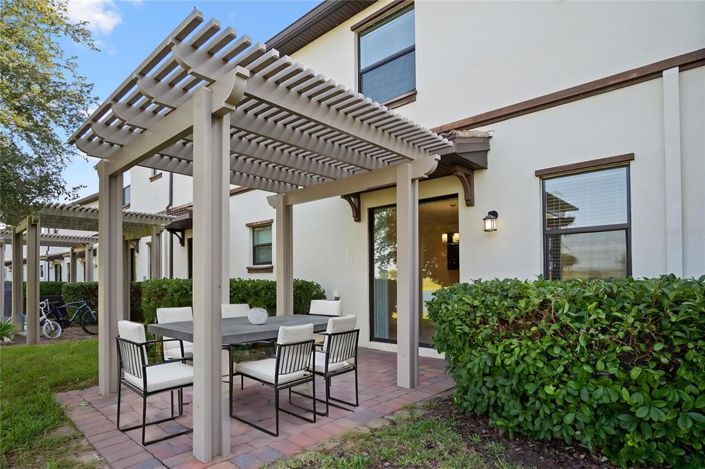 Image No.32-3 Bed Townhouse for sale