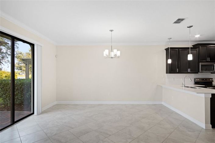 Image No.9-3 Bed Townhouse for sale