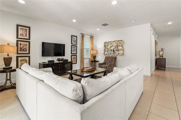 Image No.9-Propriété de 5 chambres à vendre à Kissimmee