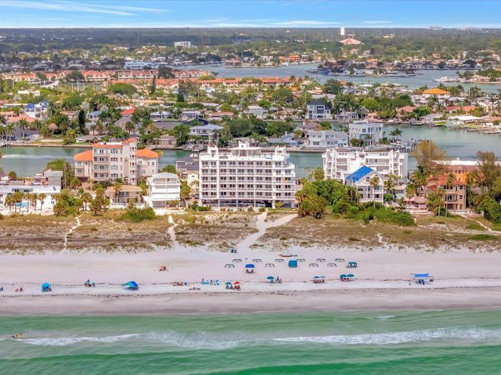 Image No.3-2 Bed Property for sale