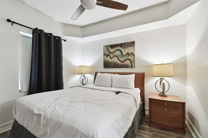 Image No.18-2 Bed Property for sale