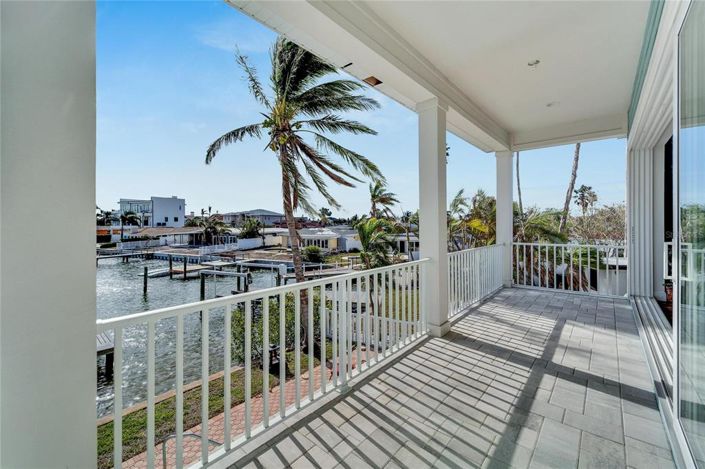 Image No.28-4 Bed Property for sale