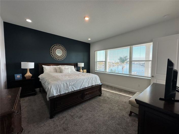 Image No.32-4 Bed Property for sale