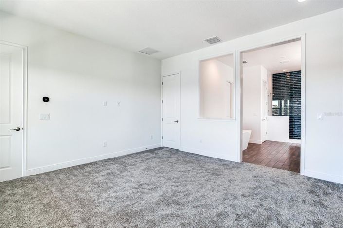 Image No.35-4 Bed Property for sale