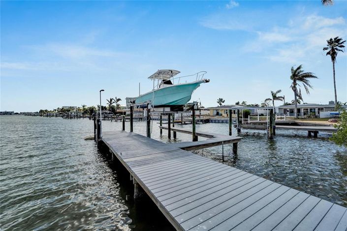 Image No.61-4 Bed Property for sale