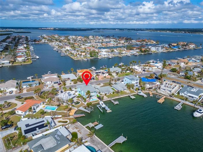 Image No.65-4 Bed Property for sale