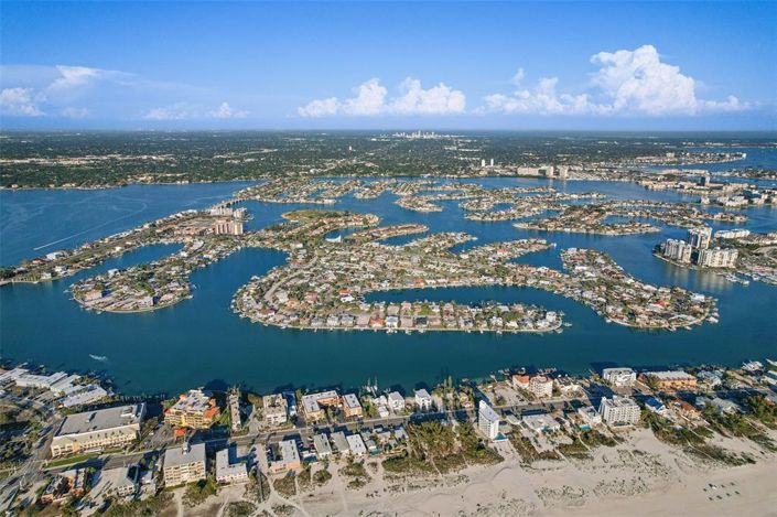 Image No.2-Propriété de 3 chambres à vendre à Treasure Island