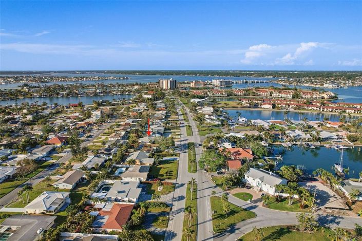 Image No.3-Propriété de 3 chambres à vendre à Treasure Island