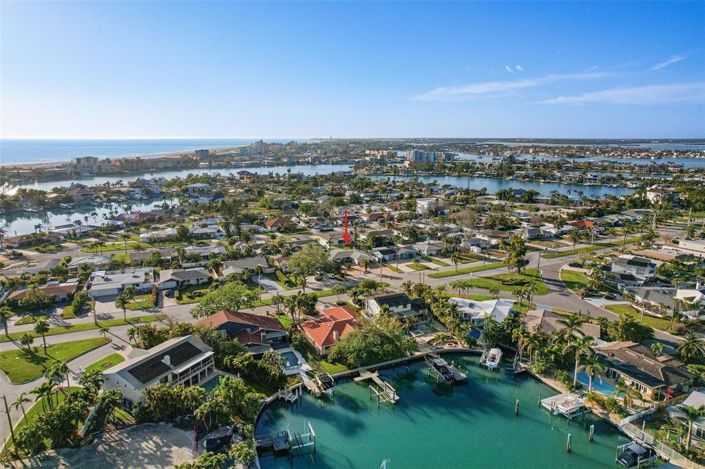 Image No.5-Propriété de 3 chambres à vendre à Treasure Island