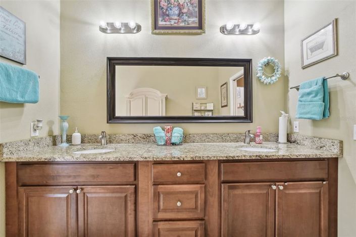 Image No.27-Maison de ville de 3 chambres à vendre à Treasure Island