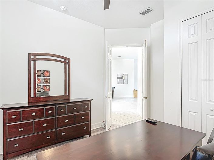 Image No.23-6 Bed Property for sale