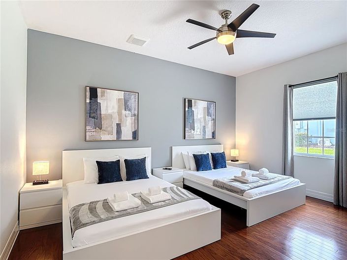 Image No.41-6 Bed Property for sale