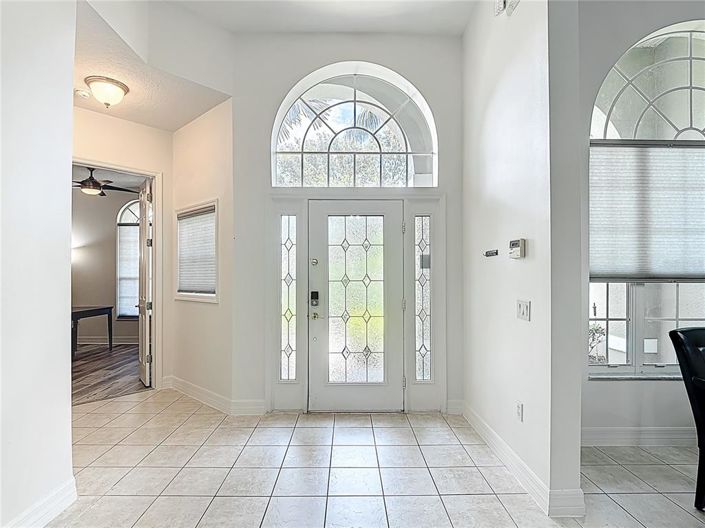 Image No.5-6 Bed Property for sale