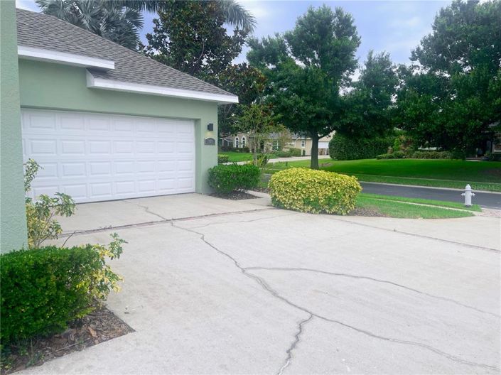 Image No.59-6 Bed Property for sale