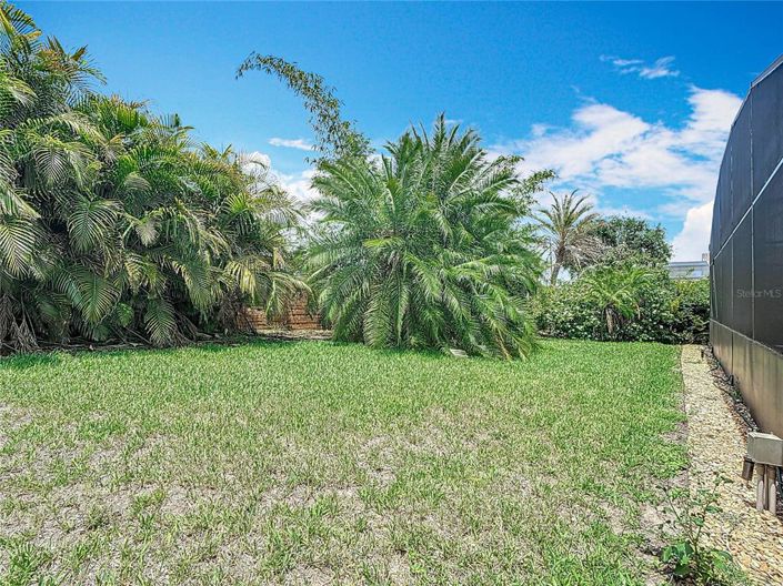 Image No.63-6 Bed Property for sale