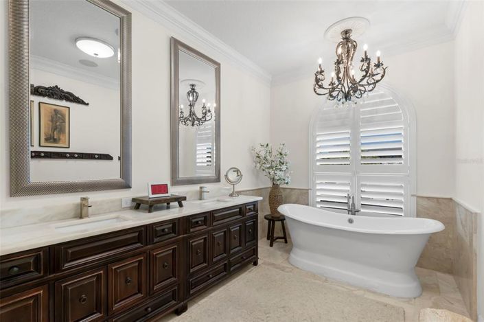 Image No.30-Propriété de 4 chambres à vendre à Floride