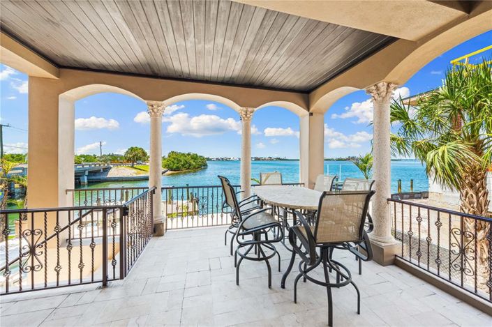 Image No.39-5 Bed Property for sale