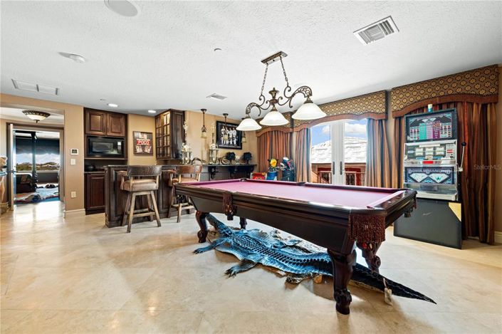 Image No.45-5 Bed Property for sale