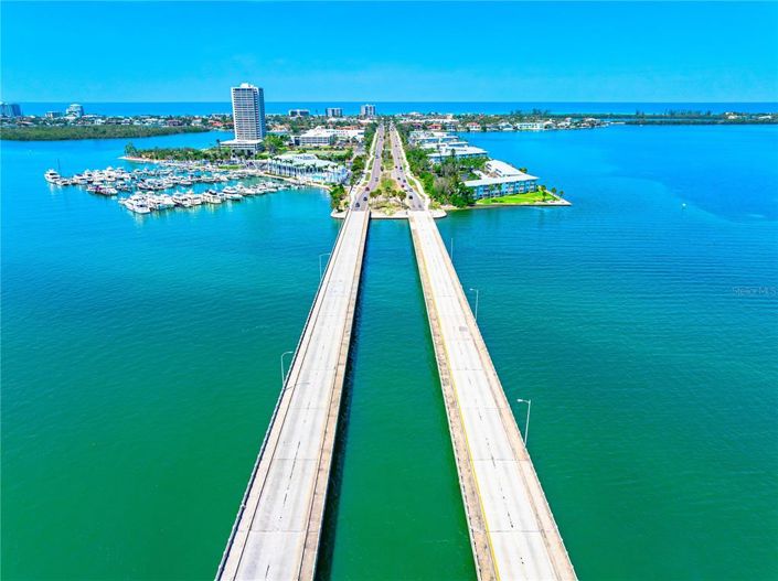 Image No.68-5 Bed Property for sale