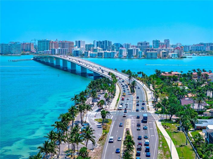 Image No.69-5 Bed Property for sale