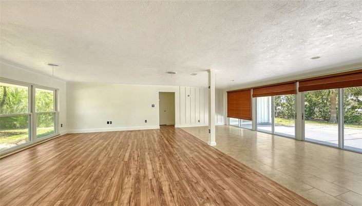 Image No.10-Propriété de 3 chambres à vendre à Sarasota